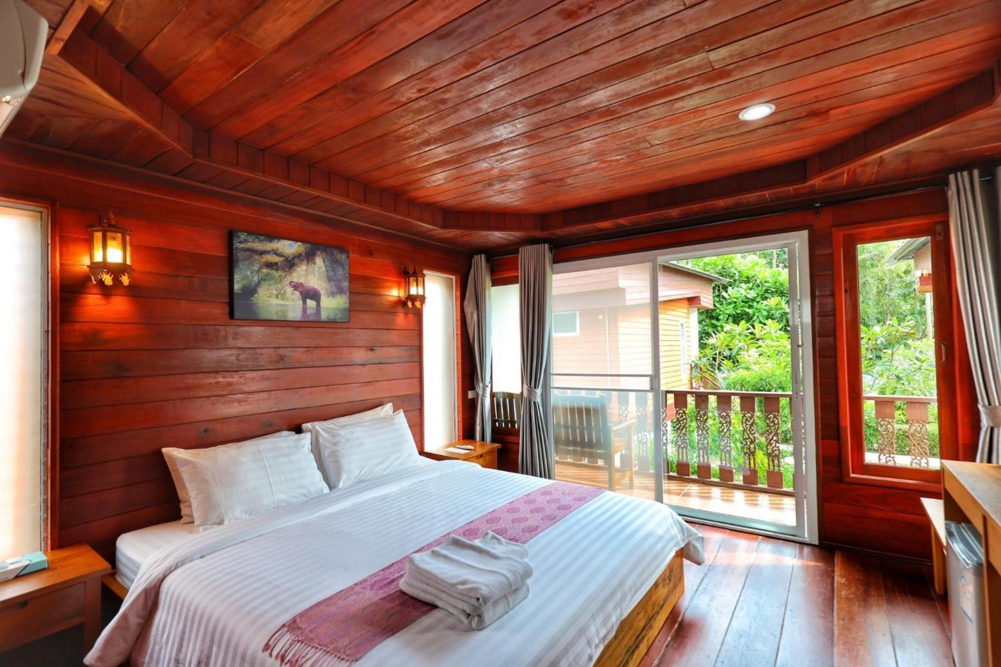 Horizon Beach Resort Koh Jum Exteriér fotografie