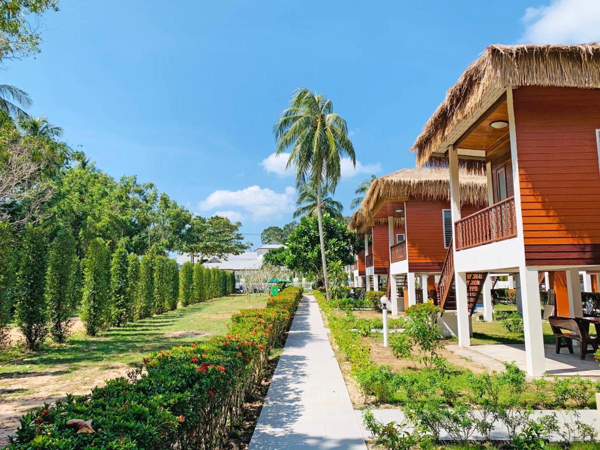 Horizon Beach Resort Koh Jum Exteriér fotografie