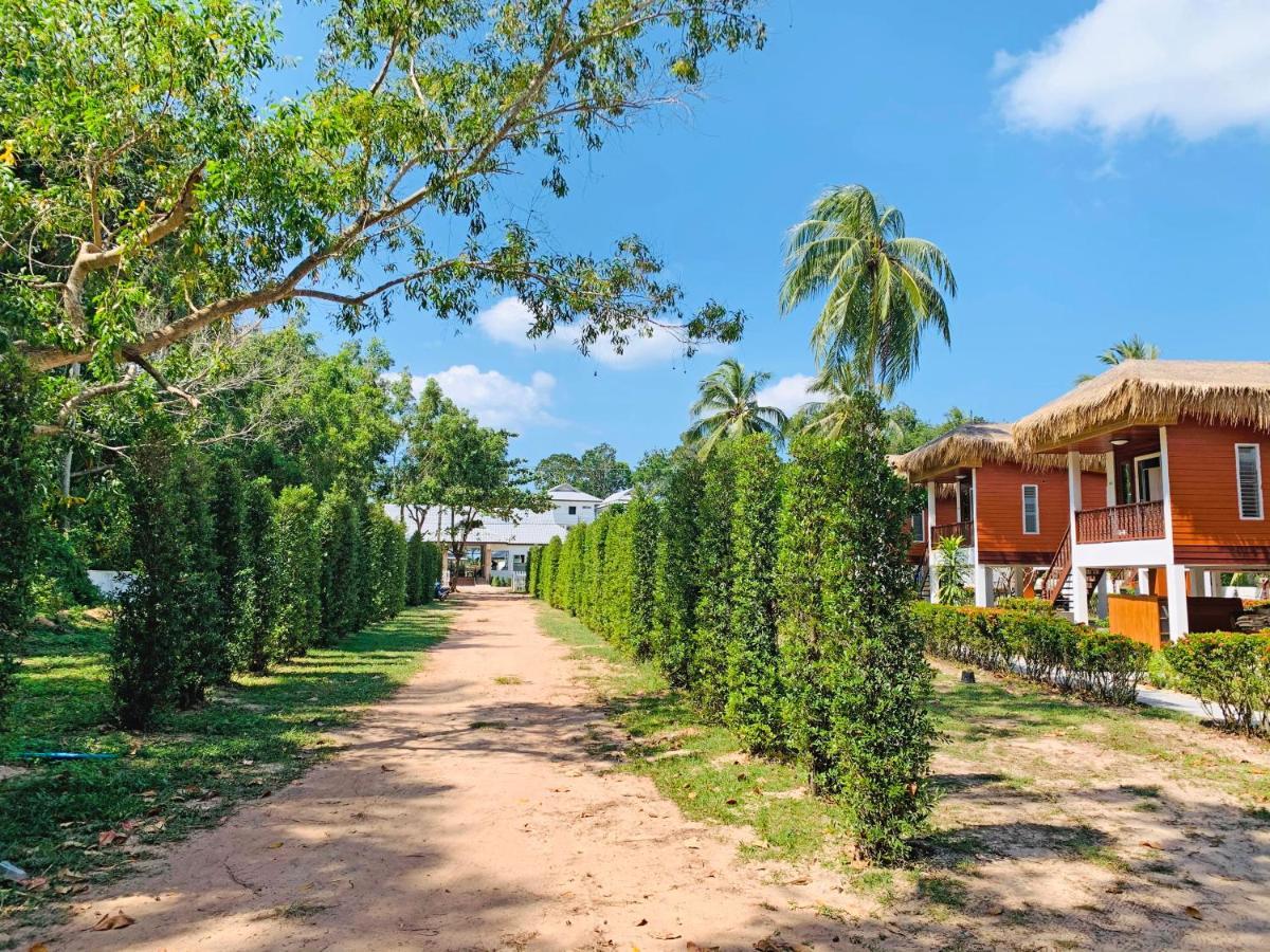 Horizon Beach Resort Koh Jum Exteriér fotografie